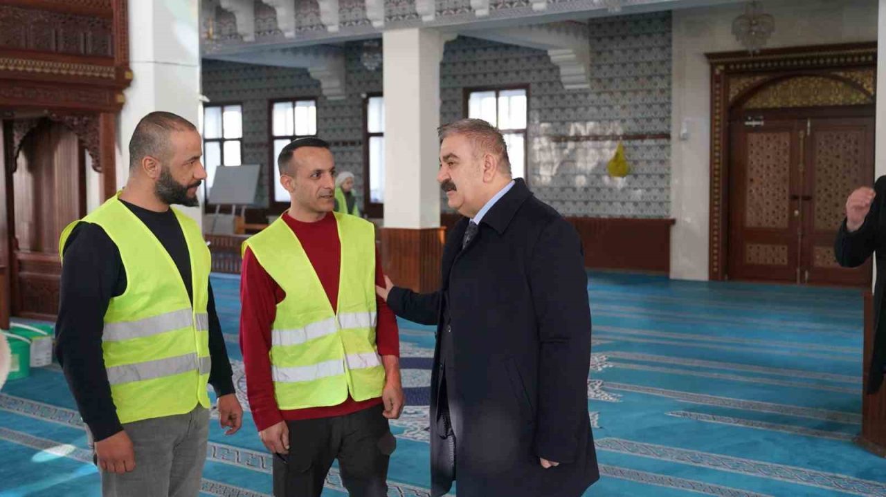 Palandöken Belediyesi tarafından camilerde başlatılan temizlik çalışmalarında sona yaklaşıldı. Ramazan