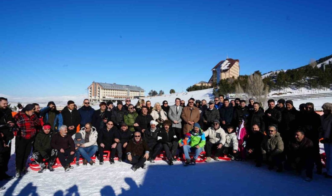 Erzurum’da medya mensupları, 10 Ocak Çalışan Gazeteciler Günü’nde Palandöken’in zirvesinde