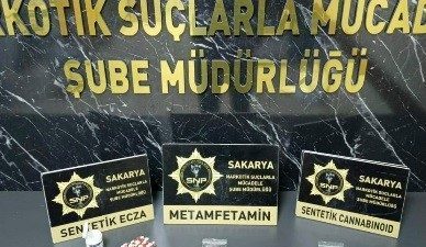 Sakarya’nın Adapazarı, Erenler ve Serdivan ilçelerinde polis ekiplerinin düzenlediği 5