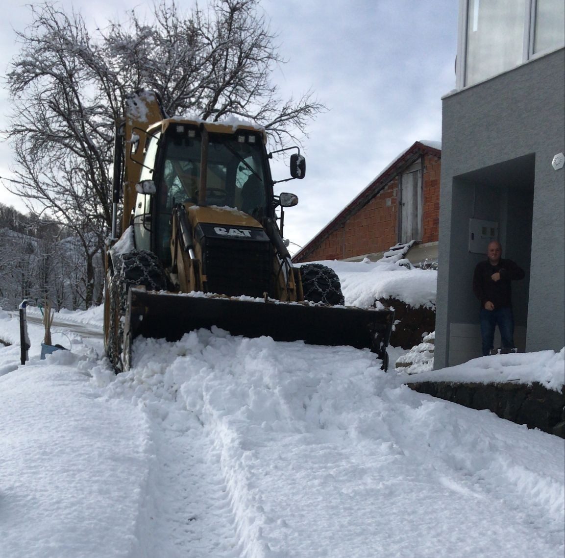 Rize’de 59 köy yolu kar yağışı nedeniyle ulaşıma kapandı. Rize’de