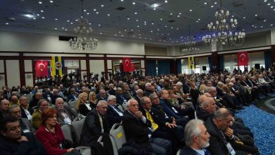 Fenerbahçe Başkanı Sadettin Saran, camianın ihtiyacı olan tek şeyin omuz