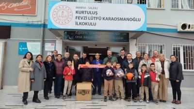 Manisa’nın Salihli ilçesinde faaliyet gösteren Galatasaray Taraftarlar Derneği, eğitime verdiği