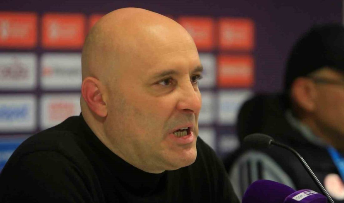 Antalyaspor Teknik Direktörü Sami Uğurlu, çalışmaları gereken çok şeyin olduğunu