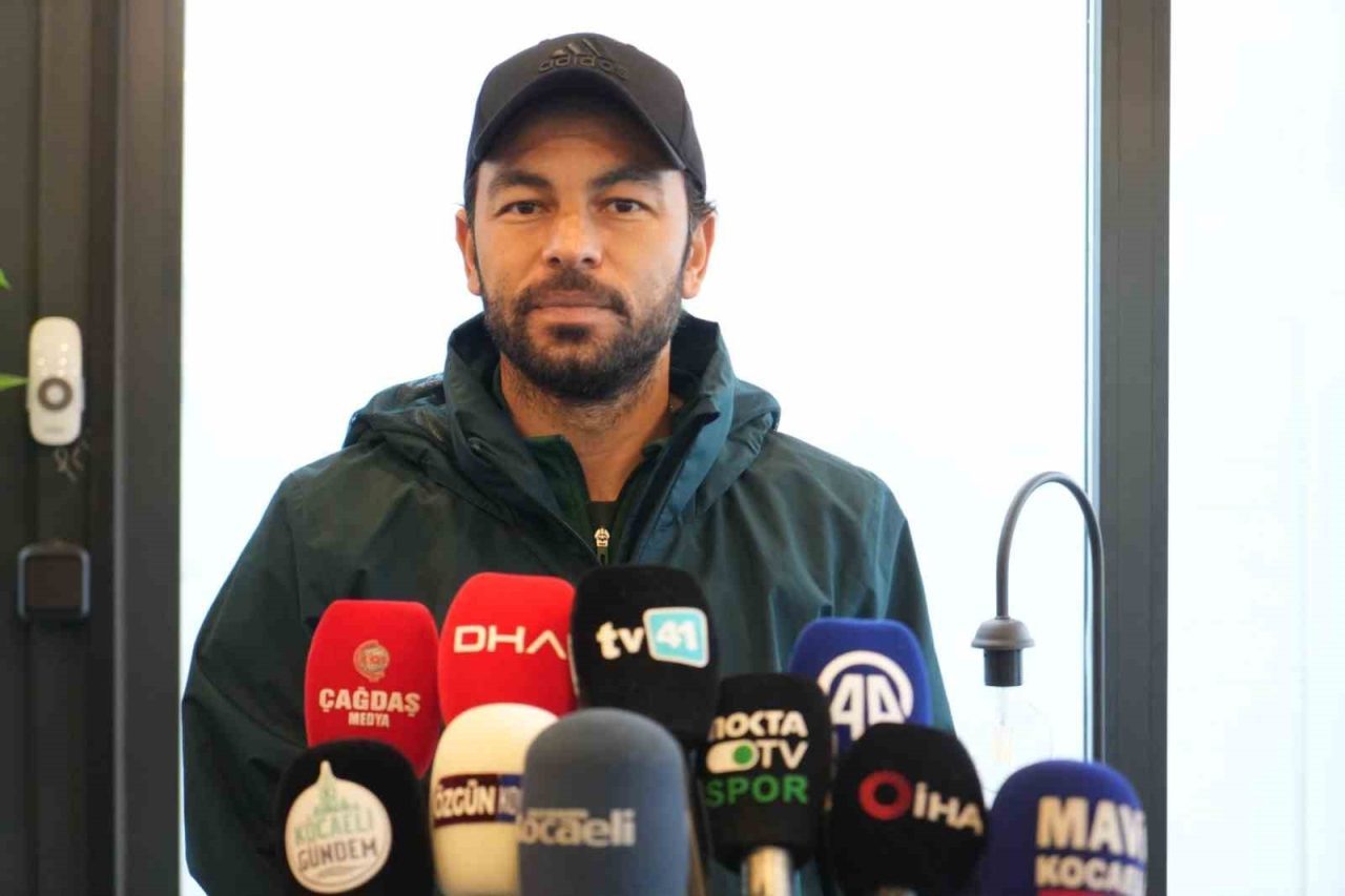 Kocaelispor Teknik Direktörü Selçuk İnan, ligde bu hafta oynayacakları Trabzonspor