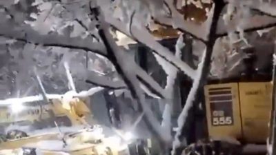 Sinop’ta etkili olan yoğun kar yağışı hayatı durma noktasına getirdi.