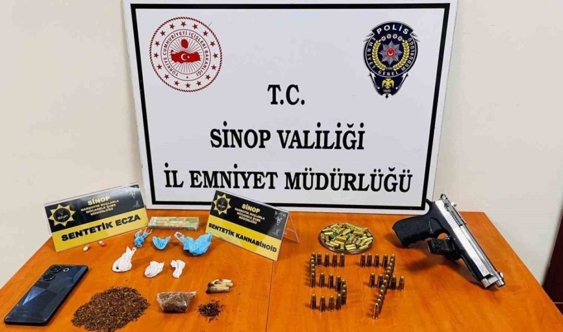 Sinop’ta polis ekiplerince düzenlenen uyuşturucu operasyonunda sentetik kannabinoid, silah ve
