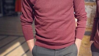 Sivas’ta yol kenarında yürüyen yaya, taksinin çarpması sonucu hayatını kaybetti.