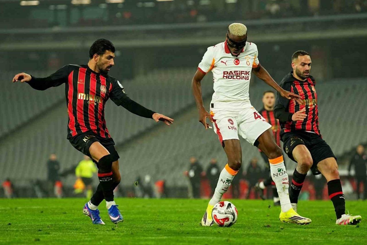 Trendyol Süper Lig’in 19. haftası sona ererken Galatasaray ile Fenerbahçe