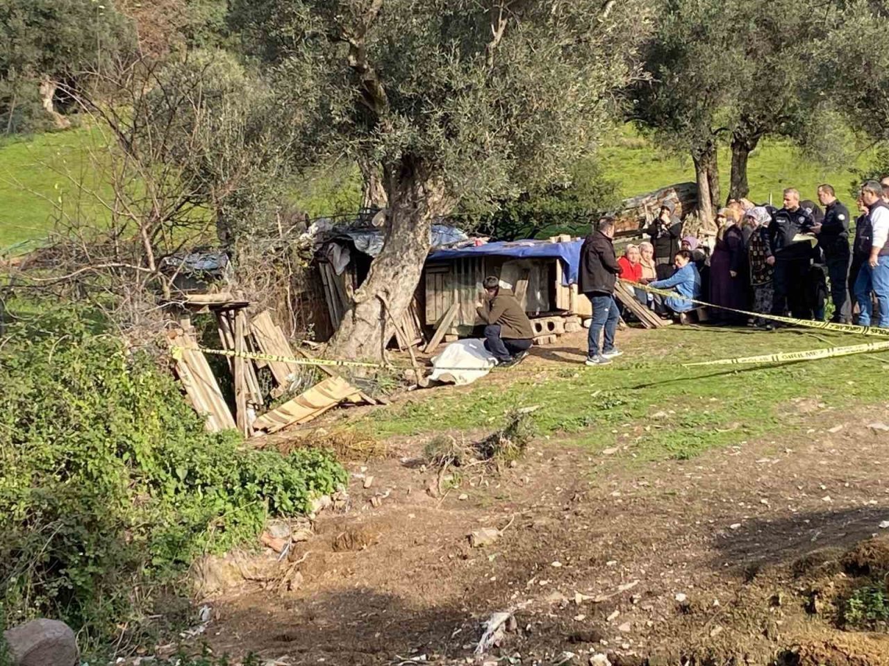 Kocaeli’de tavuklarına yem vermek için evinin 200 metre uzağındaki bahçesine