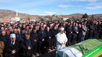 TBMM Başkanvekili Bekir Bozdağ’ın kayınvalidesi Yeter Dinç, Ankara’da tedavi gördüğü