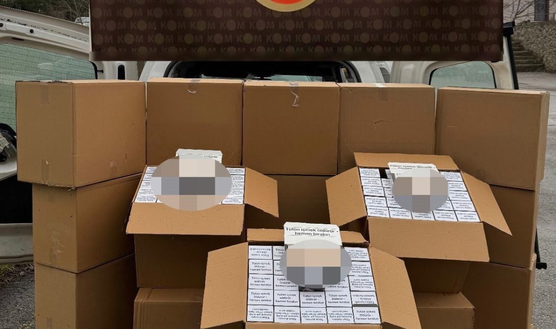 Kocaeli TEM Otoyolu’nda durdurulan araçta yapılan aramada 300 bin adet