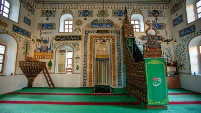 Trabzon’da taşınmaz kültür varlığı olarak tescilli toplam 210 cami bulunurken,