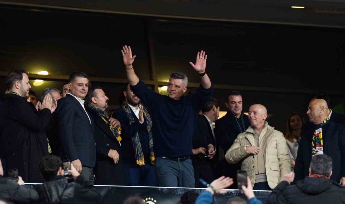 Trendyol Süper Lig’in 19. haftasında Fenerbahçe evinde Göztepe ile karşılaşıyor.