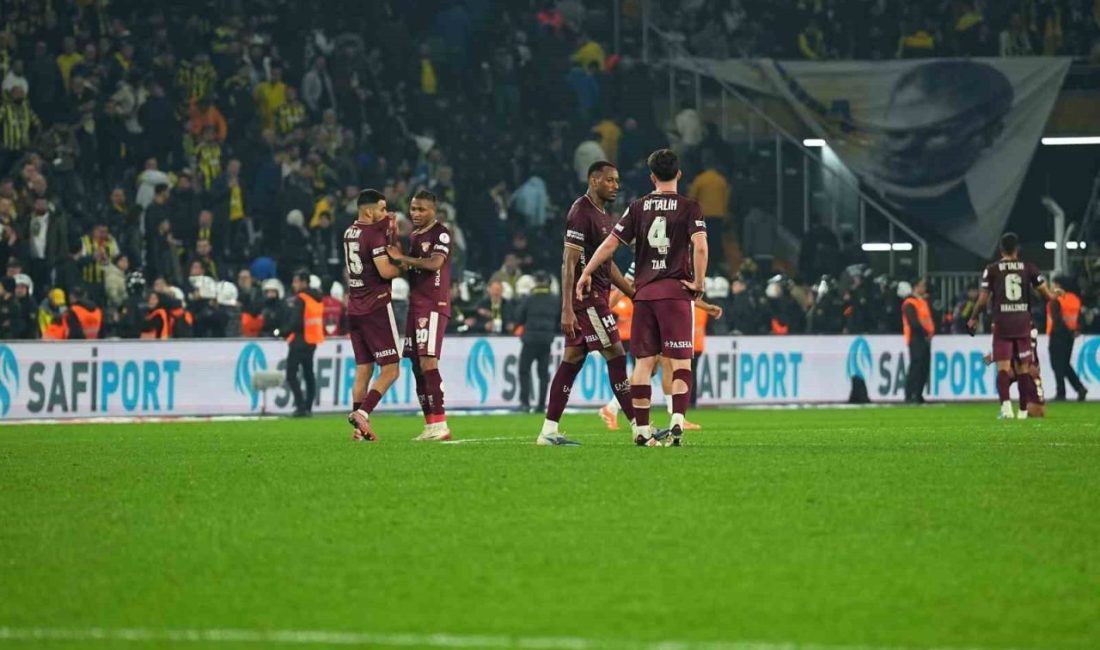 Trendyol Süper Lig’in 19. haftasında Fenerbahçe, sahasında karşılaştığı Göztepe ile