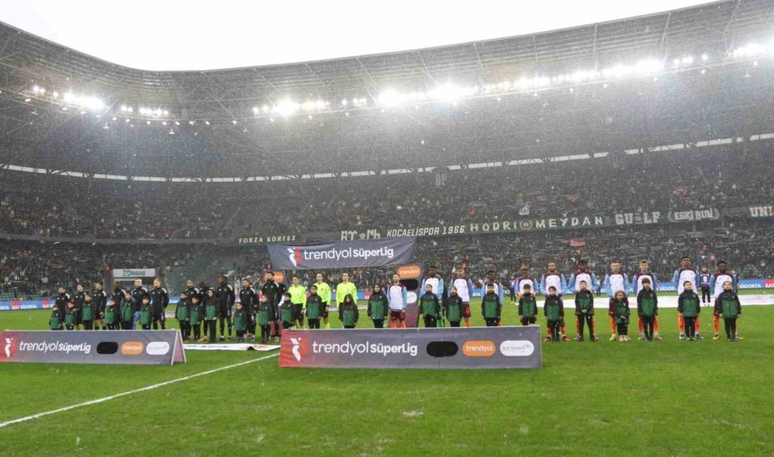 Trendyol Süper Lig’in 18. haftasında Kocaelispor evinde Trabzonspor ile mücadele