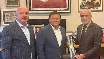 Kırgızistan Meclisi Eski Başkanı ve Milletvekili Dastanbek Cumabekov, Cumhurbaşkanı Başdanışmanı