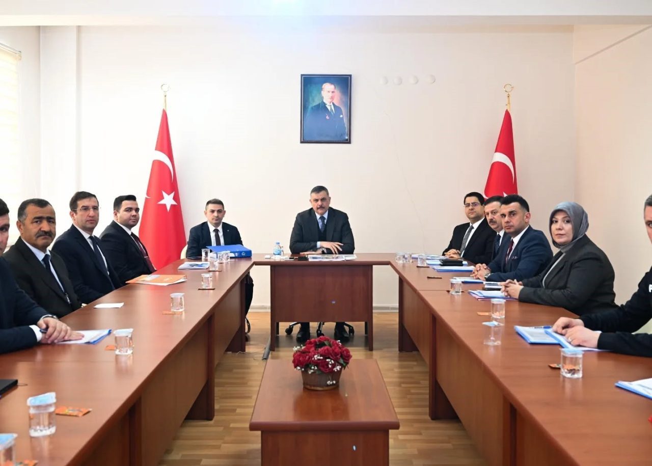 Erzurum Valisi Mustafa Çiftçi, Aziziye ilçesini ziyaret ederek Kaymakam Muhammed