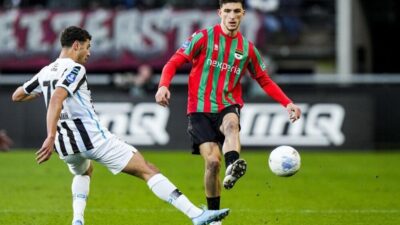 Hollanda temsilcisi NEC Nijmegen’de forma giyen milli futbolcu Ahmetcan Kaplan,