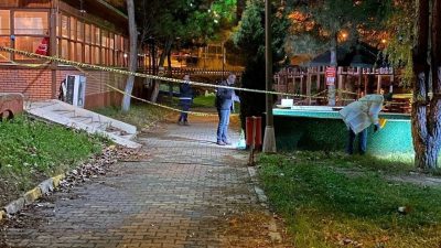 Kocaeli’de boşanma aşamasındaki eşini “aldatma” iddiasıyla öldüren sanık tekrardan mahkeme