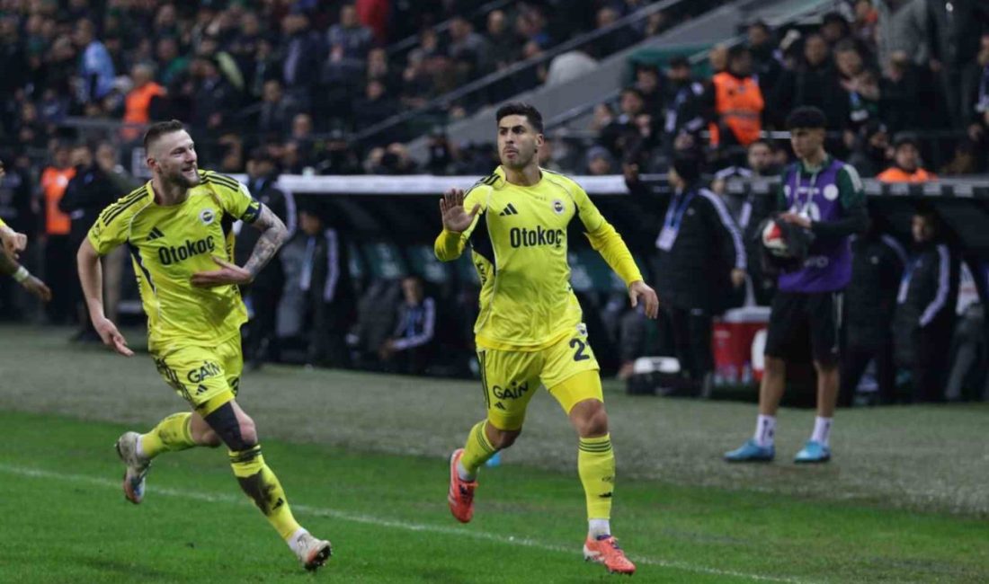 Fenerbahçe’nin İspanyol oyuncusu Marco Asensio, Kocaeli’de attığı golle birlikte son