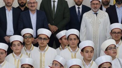 Erzurum’un Aşkale ilçesinde, Emine Hatun Yatılı Erkek Kur’an Kursu’ndan mezun