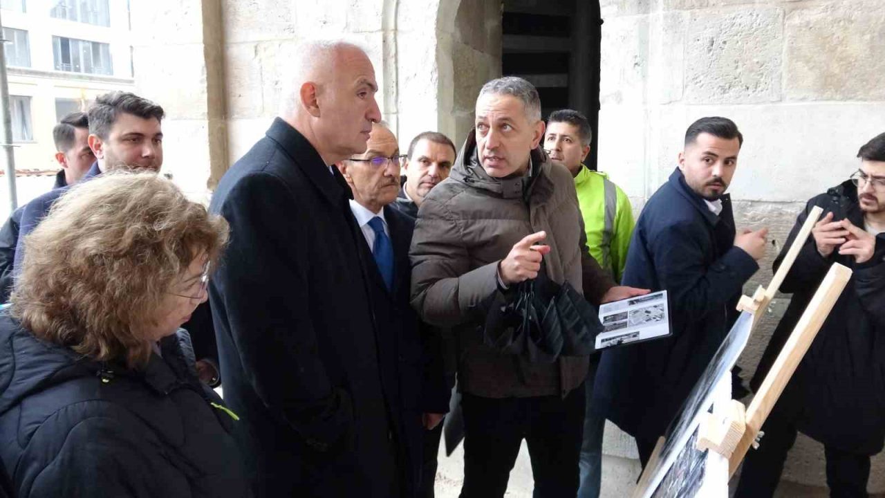 Kültür ve Turizm Bakanı Mehmet Nuri Ersoy, Malatya’da onarımı devam