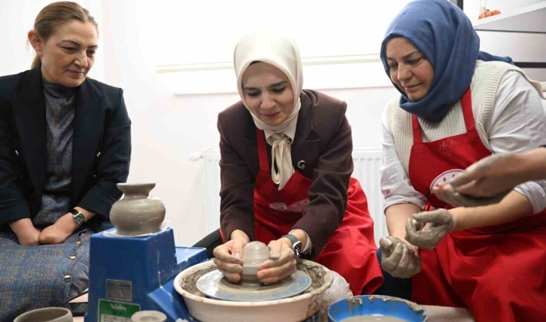 Aile ve Sosyal Hizmetler Bakanı Mahinur Özdemir Göktaş, Erzurum’da hizmete