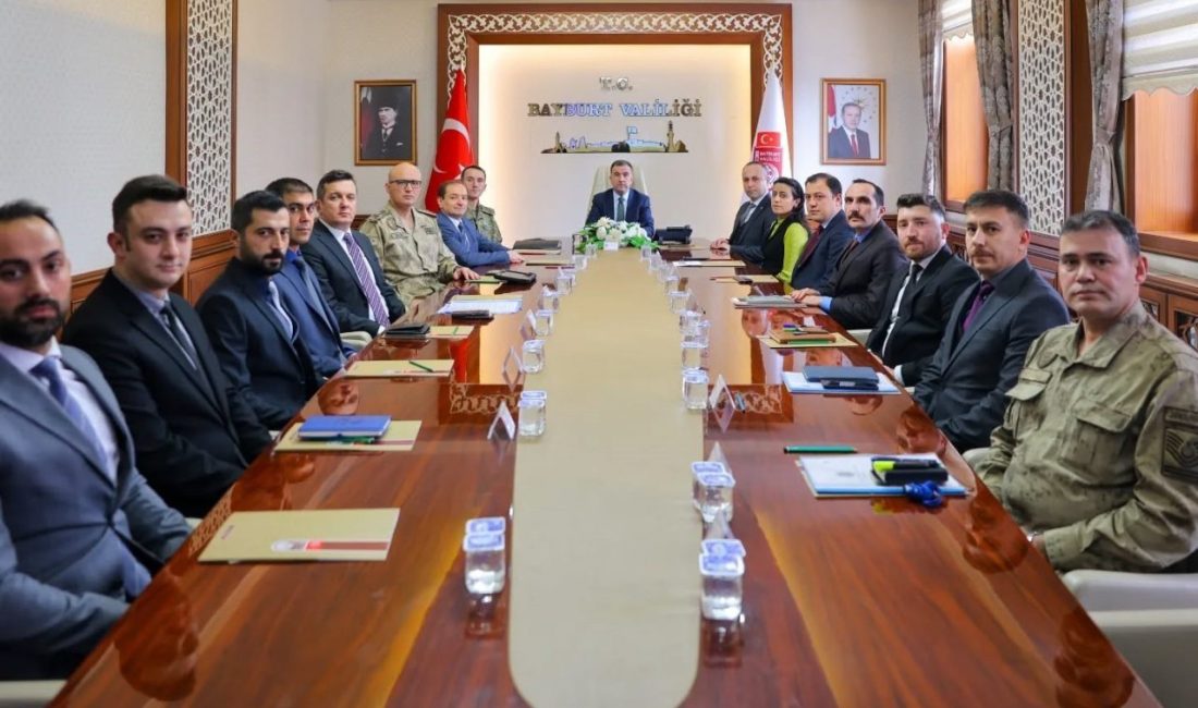 Bayburt Valisi Mustafa Eldivan başkanlığında Genişletilmiş İl Güvenlik ve Asayiş