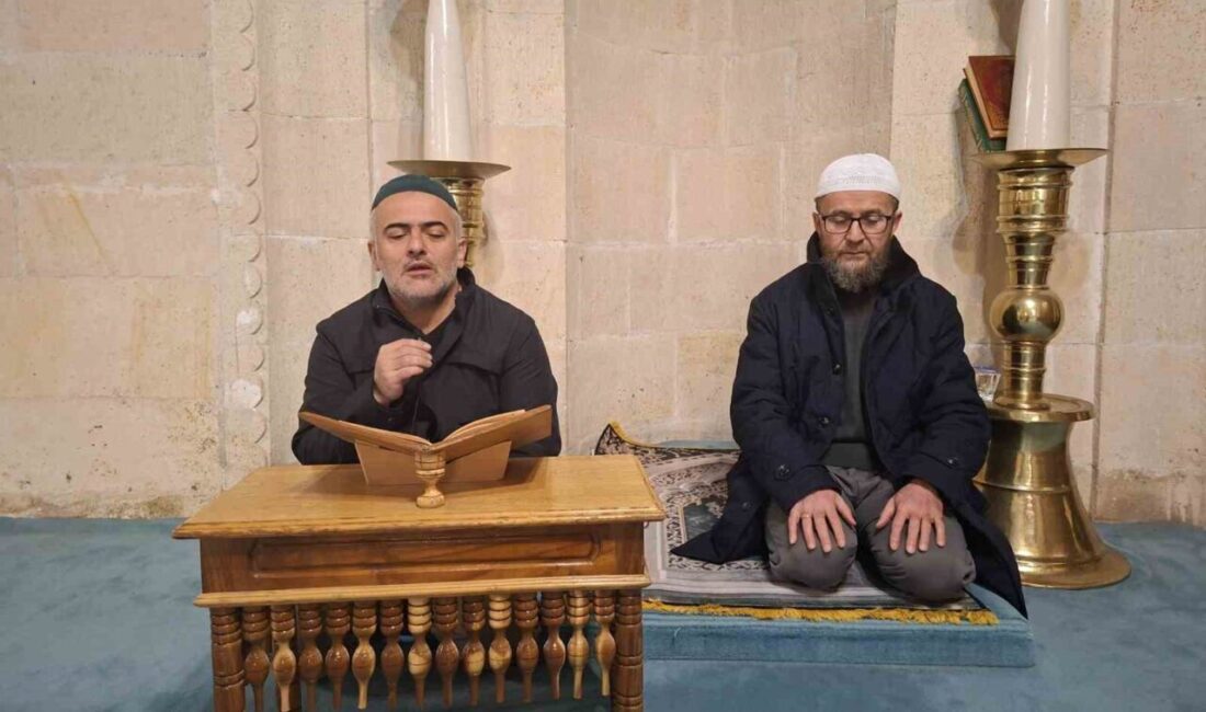 Bayburt’un düşman işgalinden kurtuluşunun 108’inci yıl dönümü etkinlikleri kapsamında şehitler