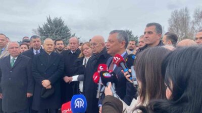 Cumhuriyet Halk Partisi’nin (CHP) eski Genel Başkanı Deniz Baykal, vefatının