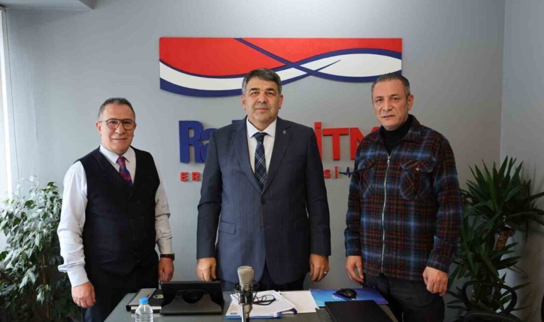 Erzurum Emniyet Müdürü Onur Karaburun, Radyo Ritim’de Gazeteciler Mesut Gülrek