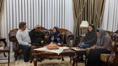 Erzincan Valisi Hamza Aydoğdu, anne ve babalarını kaybettikten sonra özel