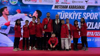 Erzincan Valiliği koordinesinde yürütülen “Değer Erzincan” Projesi kapsamında yetişen sporcular,