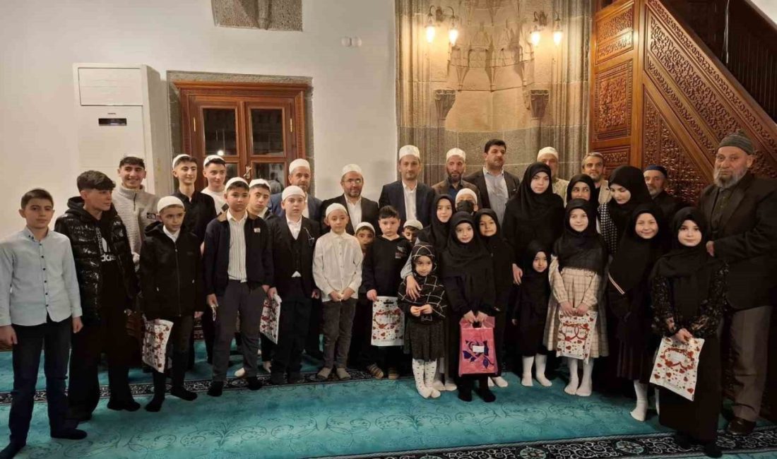 Erzurum Bakırcı Camii İmam-Hatip Ömer Turhan’ın öncülüğünde ‘’Haydi Çocuklar Camiye’’