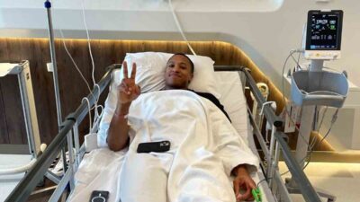 Fenerbahçe Erkek Basketbol Takımı’nın oyuncusu Devon Hall, sol dizinde tespit