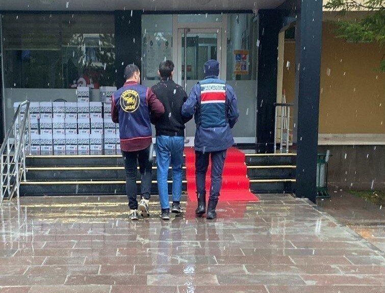 Hakkında ’üstsoydan akrabayı kasten öldürme’ suçundan kesinleşmiş 20 yıl hapis