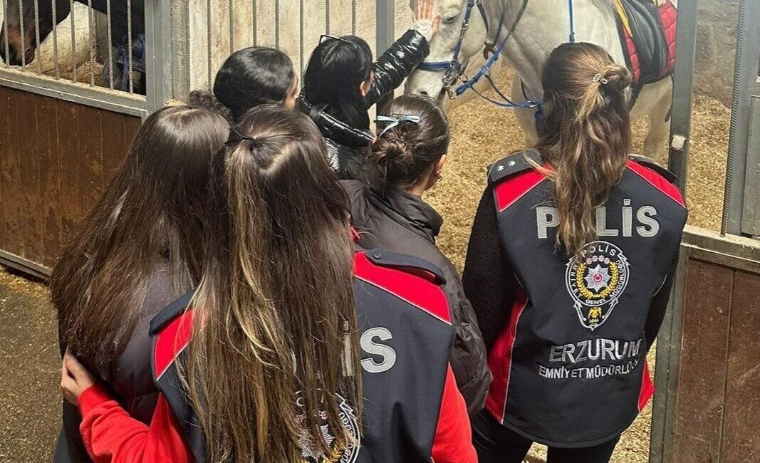Erzurum Emniyet Müdürlüğü Çocuk Şube Müdürlüğü’ne bağlı ekipler ‘‘Benim Hikâyem