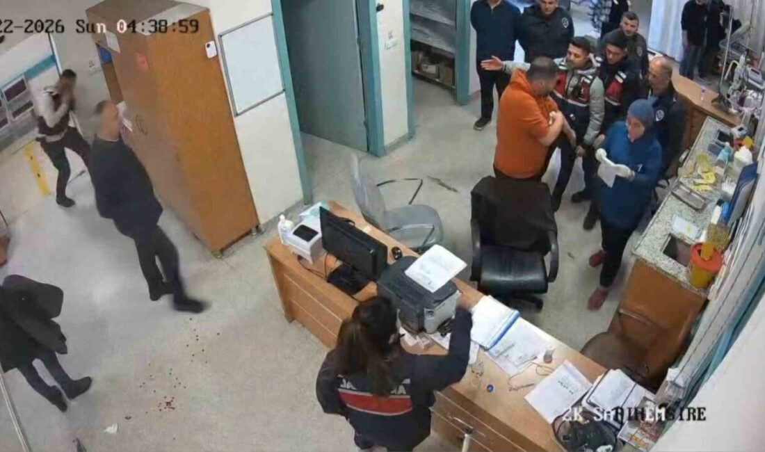 Artvin’in CHP’li Belediye Başkan Yardımcısı Ahmet Soysal’ın, belediyeye ait resmi