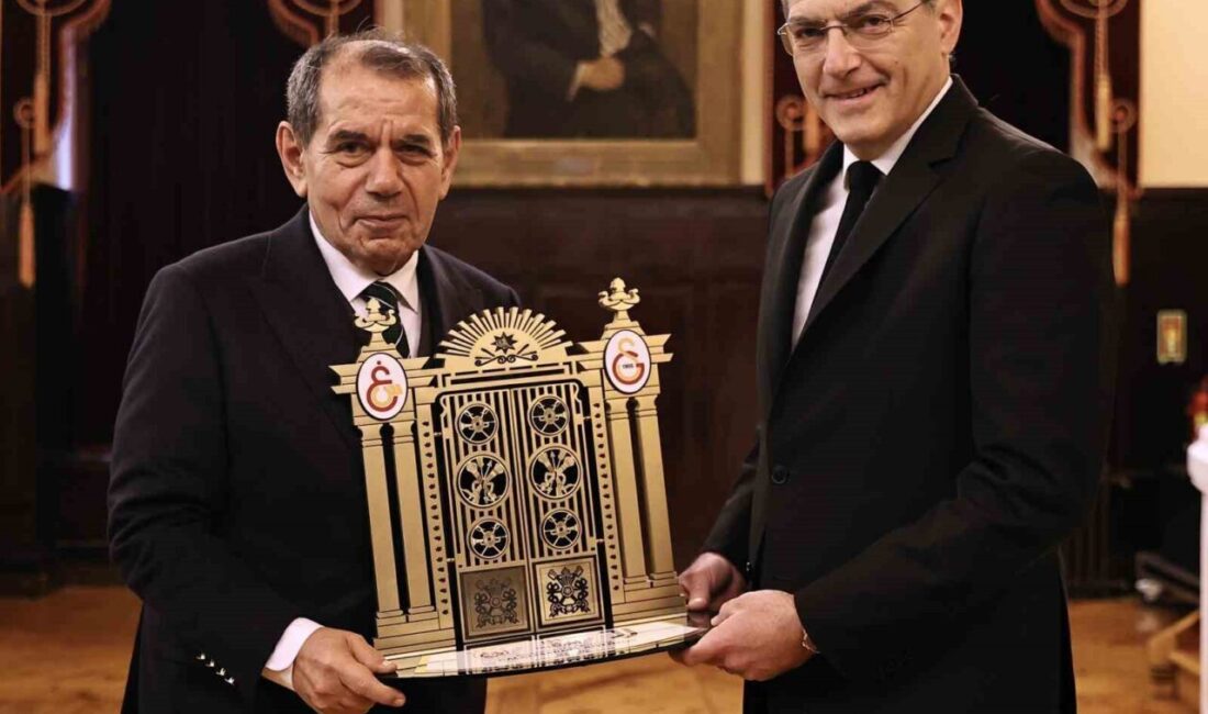 Galatasaray, UEFA Şampiyonlar Ligi son 16 play-off turu ilk maçında