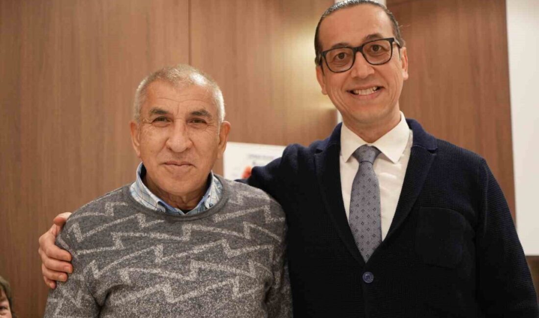 SAMSUN (İHA) – Samsun’da karın şişliği şikayetiyle hastaneye başvuran Ramazan