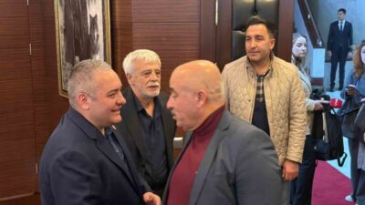 Keçiören Belediye Başkanı Mesut Özarslan, CHP Genel Başkanı Özgür Özel