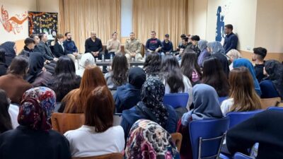 Kemaliye Kaymakamı Emirhan Arıkan ve ilçe protokolü, iftar programları kapsamında