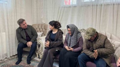 Erzincan’da yaşayan 28 yaşındaki Çilem Sağlam, anne ve babasının vefatının