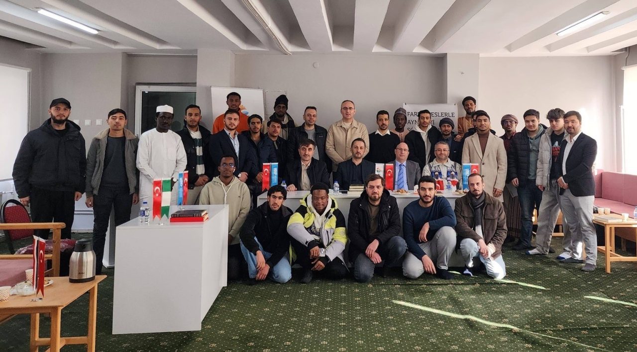 Erzurum Uluslararası Öğrenci Derneği tarafından düzenlenen Kur’an-ı Kerim’i güzel okuma