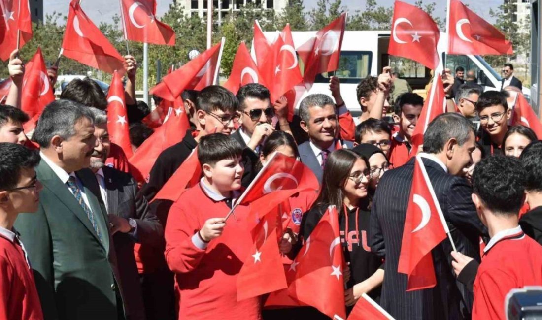 Erzurum İl Millî Eğitim Müdürü Süleyman Ekici, eğitim öğretim döneminin