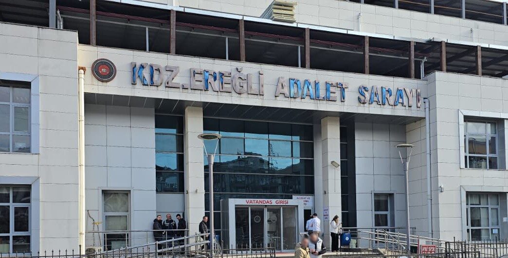 Karadeniz Ereğli ilçesinde araçla çarptığı yayanın ölümüne neden olan sürücü,