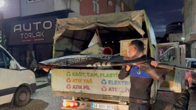 Rize’de kaldırımlara yönelik işgallere karşı gerçekleşen denetimlerde reklam ve otomobil