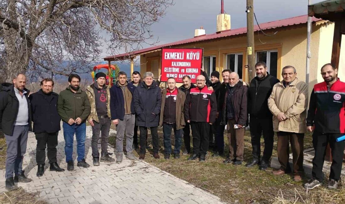 Erzincan İl Tarım ve Orman Müdürlüğü ekipleri, Ekmekli köyünde üreticilerle