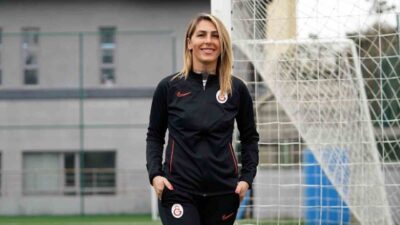 2021-2022 sezonunda Galatasaray Kadın Futbol Takımı’nı da çalıştıran Teknik Direktör