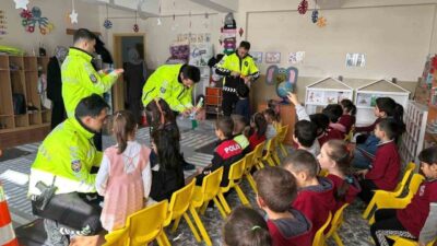 Erzincan Emniyet Müdürlüğü Tercan Bölge Trafik Denetleme İstasyon Amirliği personeli